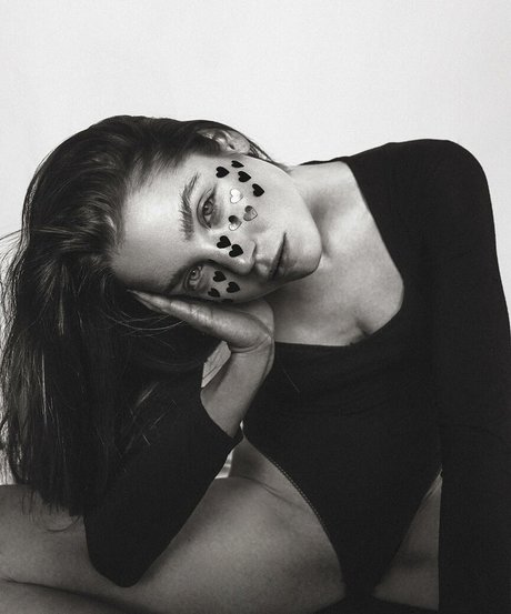 Pauline Schuller top nacktheit galerie