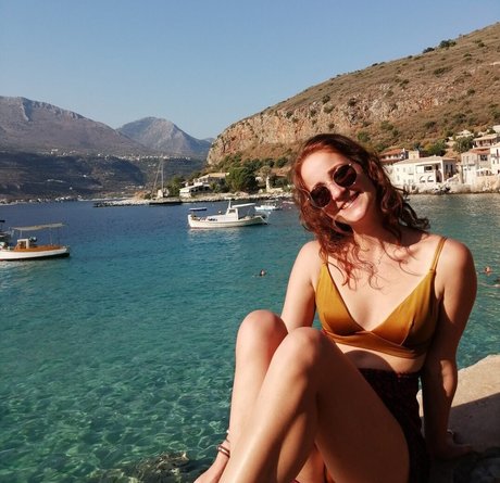 Marianna papakonstantinou schöne heiße foto