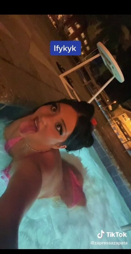 Zapressa Zapata erwachsene freie bilder