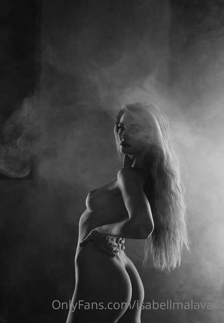 Isabell Malavasi sexy hd bild