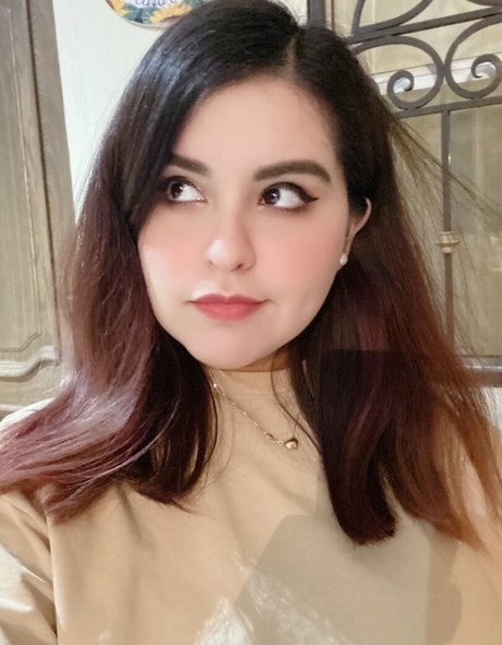 Dani Stocking erwachsene sex bild