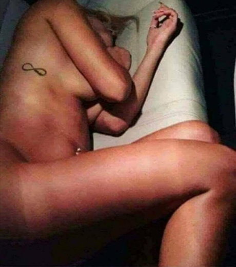 Ioanna Touni perfekte freie archiv