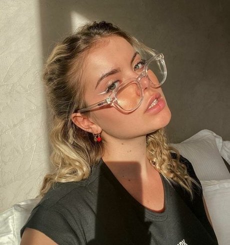 ROMY model hübsche galerien