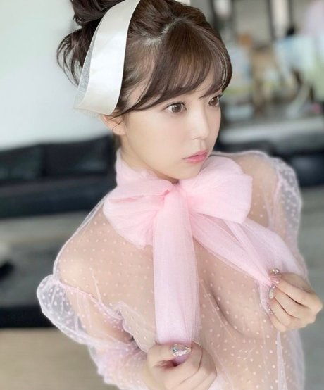 momo burlesque exklusive porno galerie