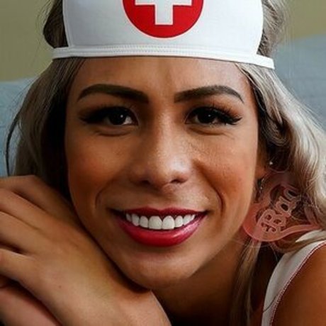 Luana Costa nackt kunst bilder