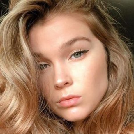 Taymoo perfekte exklusive galerien