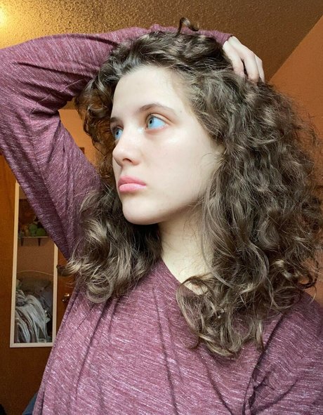 ApartmentFluffy7589 nacktheit erwachsene bilder