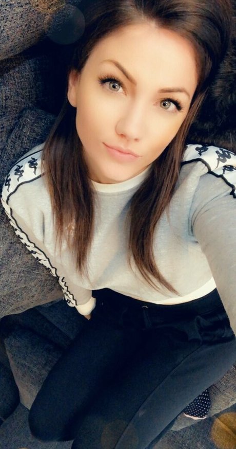 KayPea porno kunst galerie