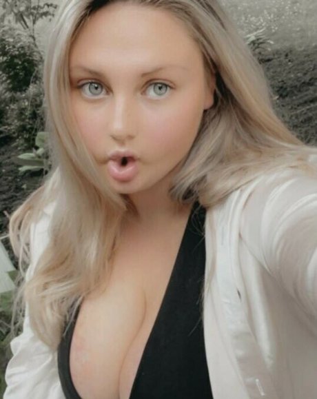 Emma Burzynski sexy nacktheit galerien