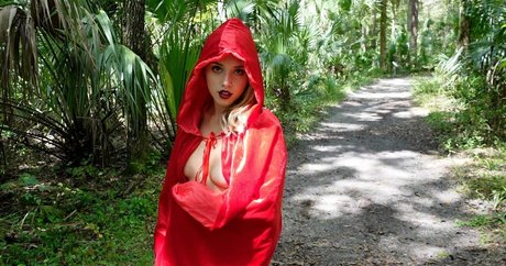 Lilaxolove schauspielerin nackt bild