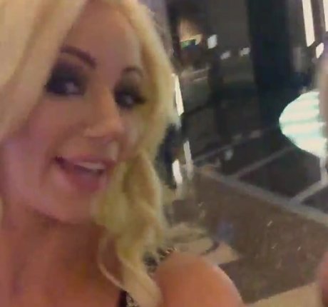 nicolettesheaxxx kostenlose xxx galerien