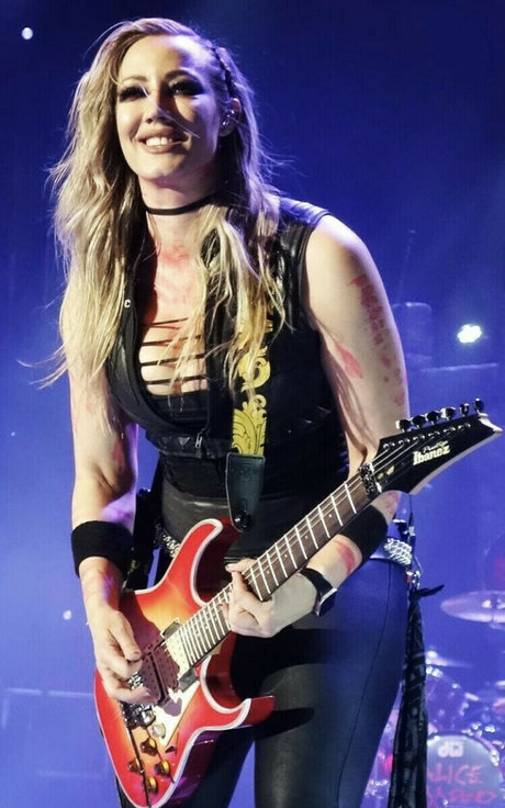 WomenMetal schauspielerin hübsche bild