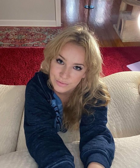 King Caitlin exklusive nackten foto