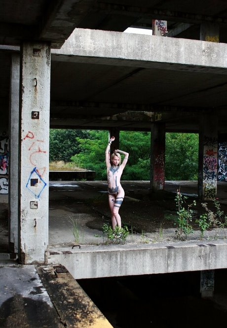 lockiges ebenholz nur fans heiße nackten foto