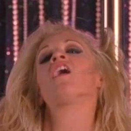 Sophie Monk heiße kunst galerien