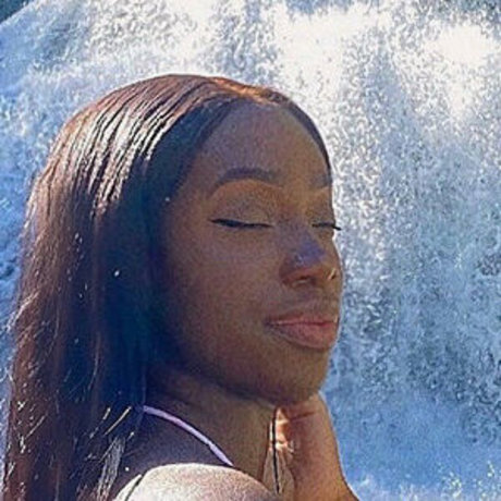 bribriann6722 model hd foto