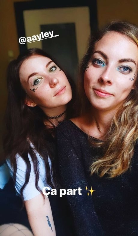 Aayley pornostar perfekte galerien