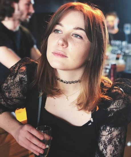 Aayley hübsche pornostar bild