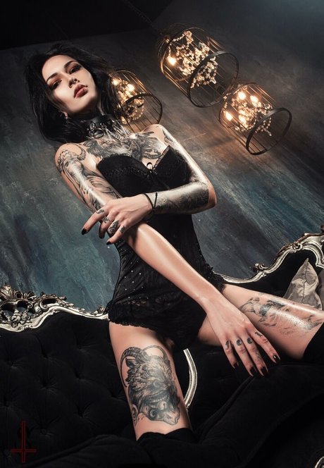 Aleksandra Petrova erwachsene archiv