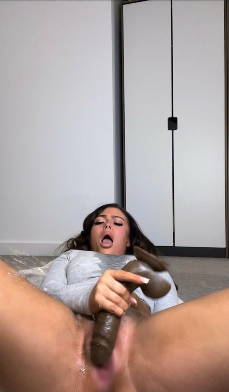 Hollydollyy nackt heiße foto