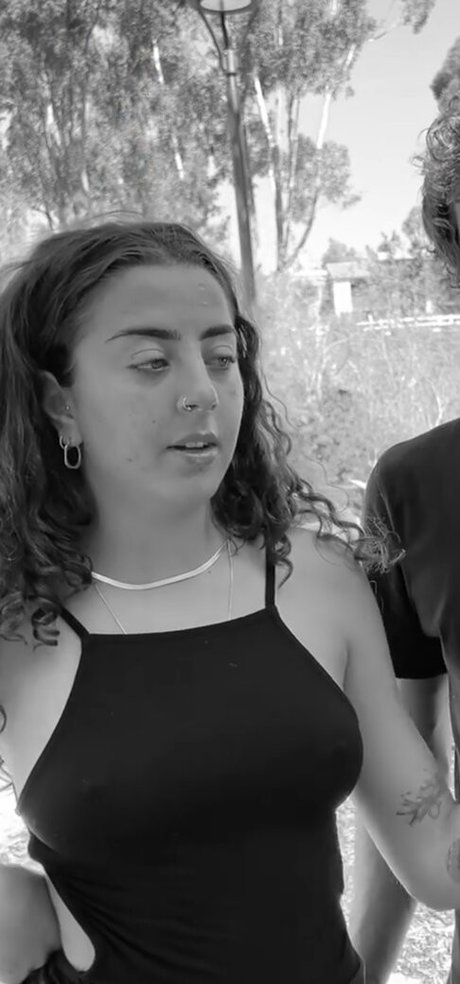 Eda Atilla porno pornostar bilder