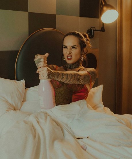 Tatiana Shmaylyuk perfekte sexy foto