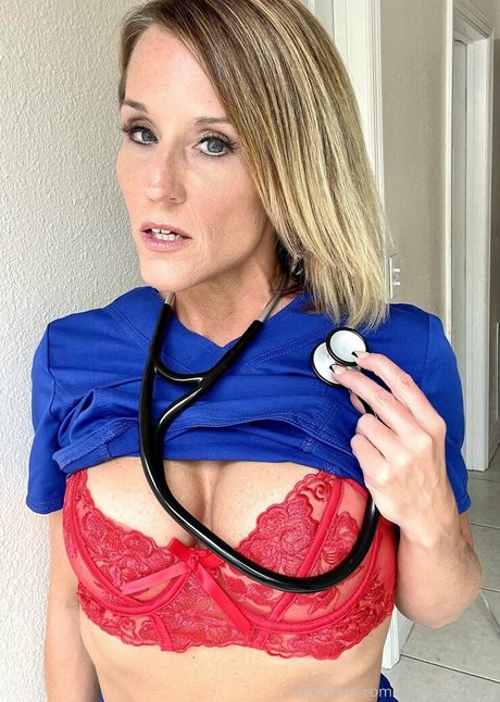 Emma Exhales schauspielerin kunst foto