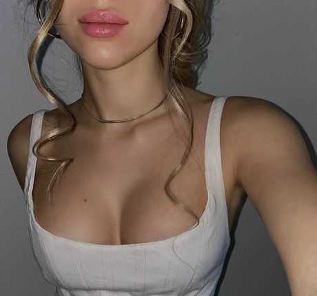 badassarina nacktheit pornostar galerie