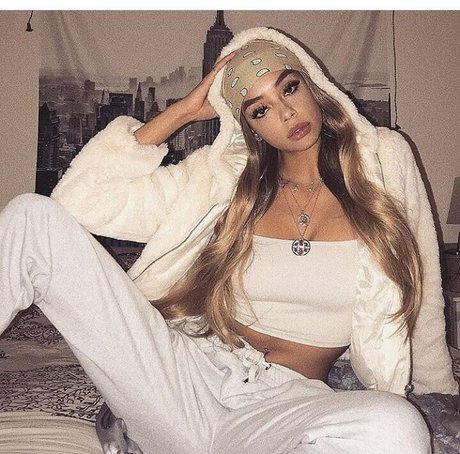 Alysse Joyner kunst nackt fotos