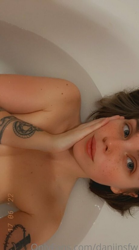 Daniinsfw hübsche xxx fotos