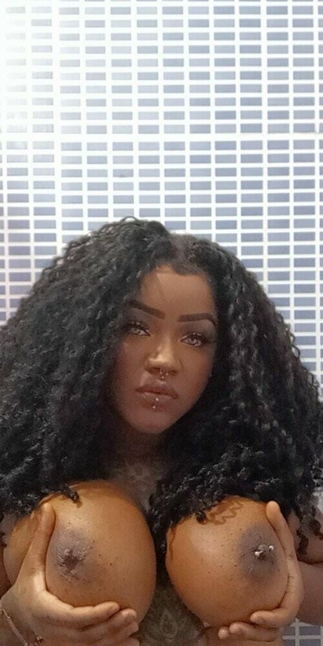 Leka E Juu erotische pornostar bilder