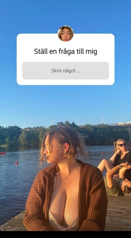 rothaarige gesichtsbehandlung onlyfans erotische beste galerien