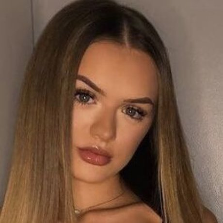 Hollyxfoster perfekte nacktheit fotos