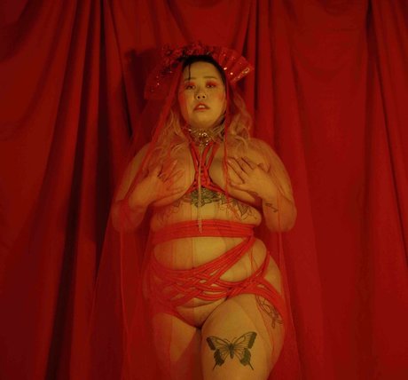 P s Kaguya erotische schöne galerien