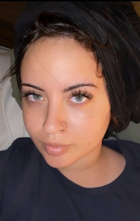 xxxduckling model porno bilder