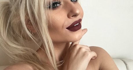 Romanie Smith model perfekte galerie