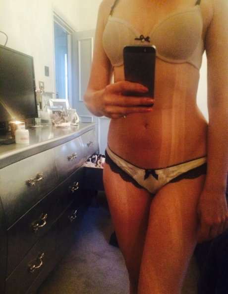 Olivia Lee heiße erwachsene bilder