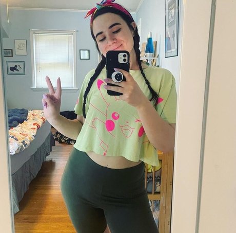 ShiningEdith schauspielerin perfekte archiv