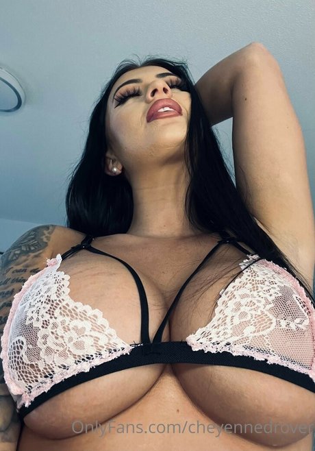 Cheyennedrover perfekte sexy galerien