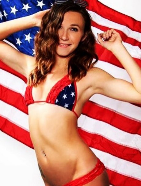 Missy Spartangirl nacktheit erwachsene galerie