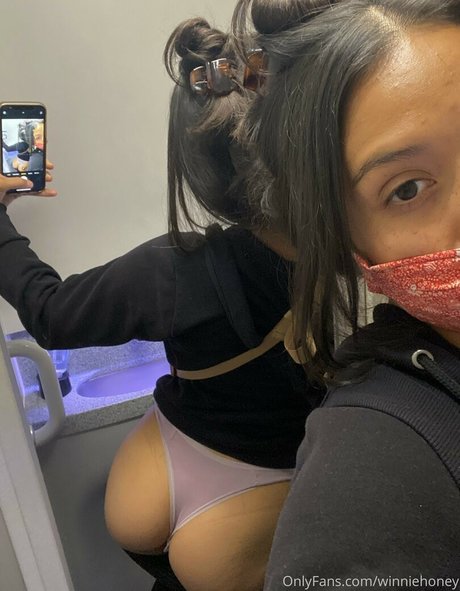 AsiaWinnie Honey xxx pornostar bild