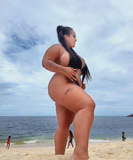 Adriane Esteves erwachsene sexy fotos