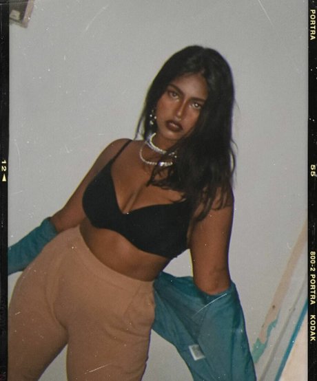 keepinitnejm pornostar xxx foto