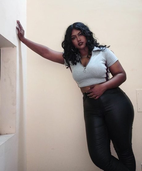 keepinitnejm hübsche nackt galerie