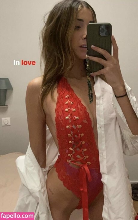 Isabeau Delatour porno beste bild