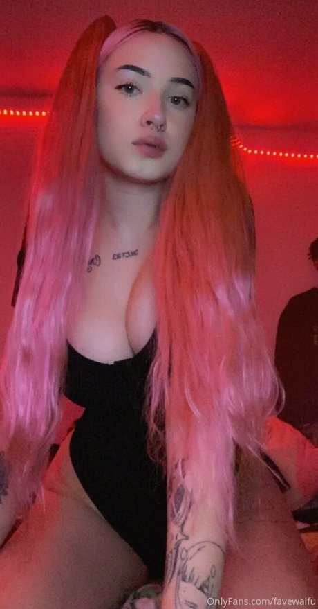 Favewaifu pornostar top archiv