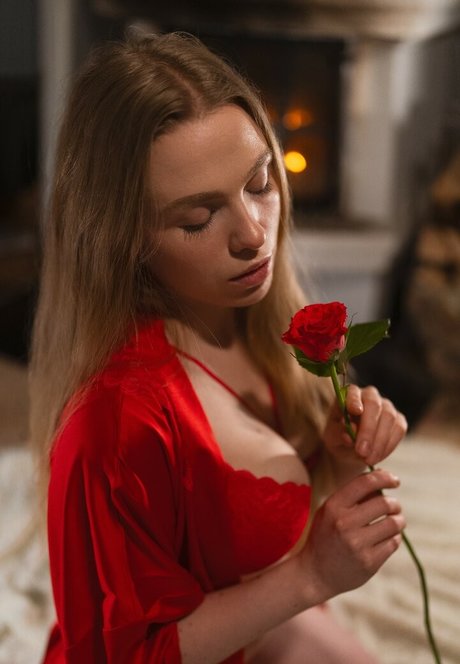 SiriSirililia schauspielerin exklusive fotos