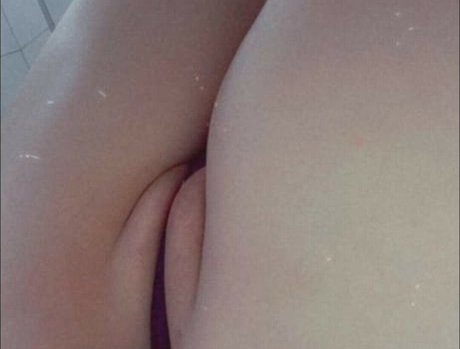 LiLi Rem02 sex pornostar bilder