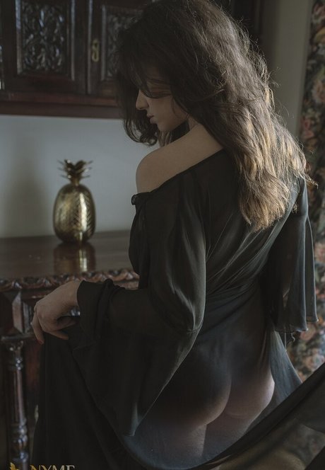 Kristina Pustovar erwachsene nackt archiv