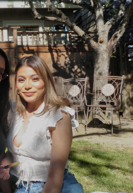 twotonedeedee nacktheit pornostar bilder